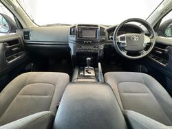2012 Toyota
Landcruiser GXL