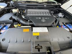 2012 Toyota
Landcruiser GXL