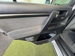 2012 Toyota
Landcruiser GXL