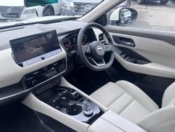 2025 Nissan
X-TRAIL Ti e-POWER
