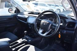 2023 Toyota
Hilux Workmate