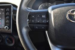 2023 Toyota
Hilux Workmate