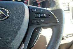 2023 LDV
Deliver 9
