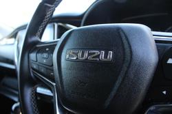 2023 Isuzu
MU-X LS-U