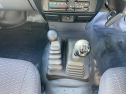 2008 Nissan
Navara DX