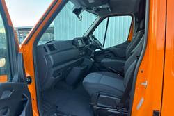 2024 Renault
Master Pro 110kW
