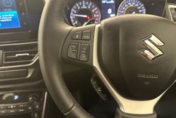 2023 Suzuki
S-Cross
