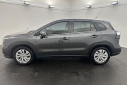 2023 Suzuki
S-Cross
