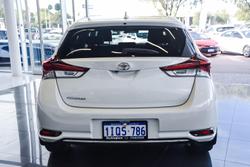 2018 Toyota
Corolla Ascent Sport