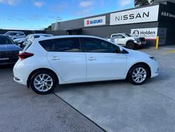 2015 Toyota
                Corolla Ascent Sport