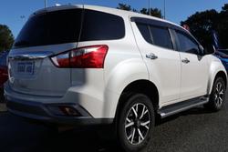 2020 Isuzu
MU-X LS-U