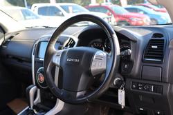 2020 Isuzu
MU-X LS-U