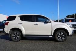 2020 Isuzu
MU-X LS-U