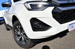 2024 Isuzu
                D-MAX LS-U