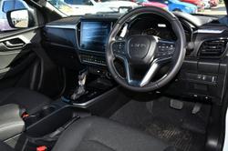 2024 Isuzu
                D-MAX LS-U
