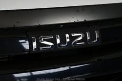 2025 Isuzu
                D-MAX SX