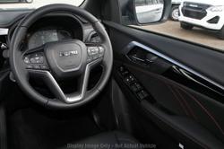 2025 Isuzu
MU-X X-TERRAIN