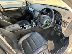 2015 Volkswagen Touareg V6 TDI 7P MY16 Four Wheel Drive Canyon Grey