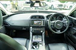 2016 Jaguar
XE 20t Prestige