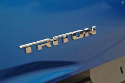 2025 Mitsubishi
Triton GLX-R