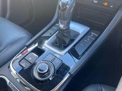 2022 Isuzu
MU-X LS-T