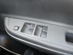 2023 Mitsubishi
Triton GLX+