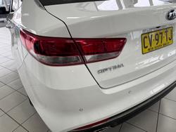 2017 Kia
Optima Si