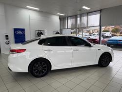 2017 Kia
Optima Si