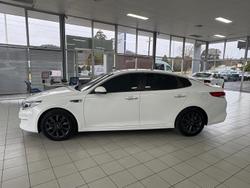 2017 Kia
Optima Si