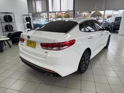 2017 Kia
Optima Si