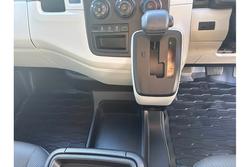 2021 Toyota
Hiace