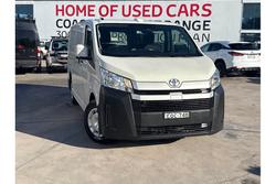 2021 Toyota
Hiace