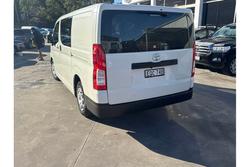 2021 Toyota
Hiace