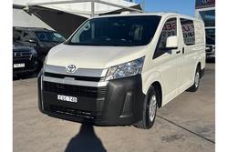 2021 Toyota
Hiace