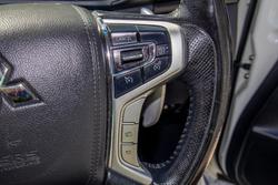 2017 Mitsubishi
Pajero Sport GLX