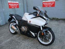 2016 Honda VFR1200F (ABS) WHITE