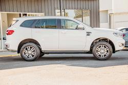 2021 Ford
Everest Trend