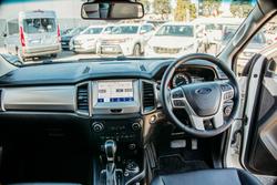 2021 Ford
Everest Trend