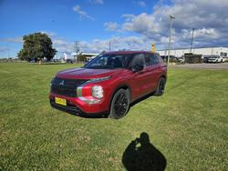 2023 Mitsubishi Outlander Black Edition