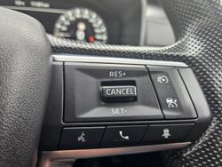 2023 Mitsubishi Outlander PHEV ES