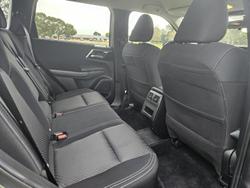 2023 Mitsubishi Outlander PHEV ES