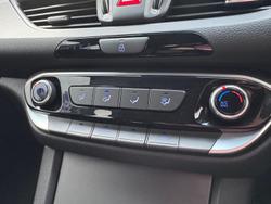 2022 Hyundai
                i30 Active