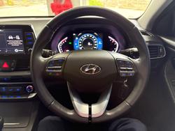 2022 Hyundai
                i30 Active
