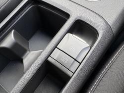 2022 Hyundai
                i30 Active