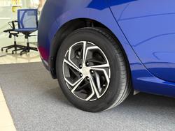 2022 Hyundai
                i30 Active