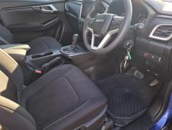 2022 Isuzu
                D-MAX LS-M