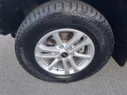 2022 Isuzu
                D-MAX LS-M