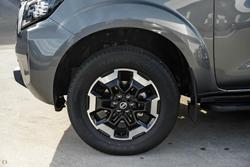 2024 Nissan
Navara ST-X