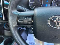 2019 Toyota
                Hilux SR