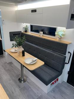 2025 Traveller Track 17'